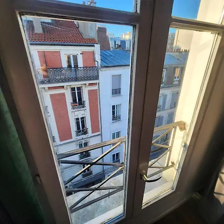 Quiet Cosy Near Montmartre - * פריז