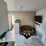 Quiet Cosy Near Montmartre -