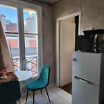 Quiet Cosy Near Montmartre - Апартаменты *