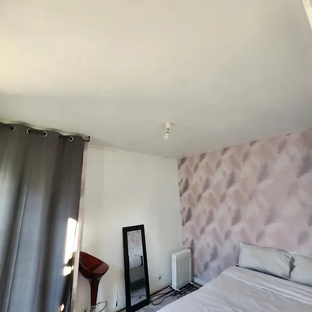 Quiet Cosy Near Montmartre - Apartment Paris