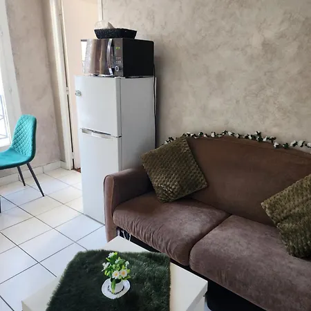 Apartment Quiet Cosy Near Montmartre - *