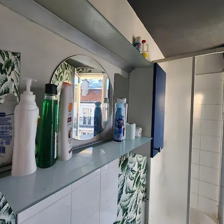 Quiet Cosy Near Montmartre - Apartment