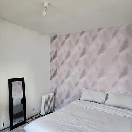 Apartment Quiet Cosy Near Montmartre - *